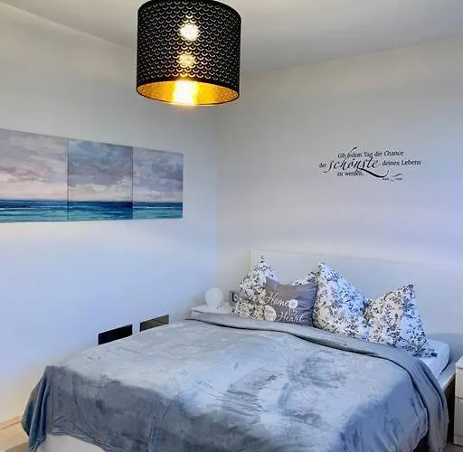 Charmante In St. Peter.